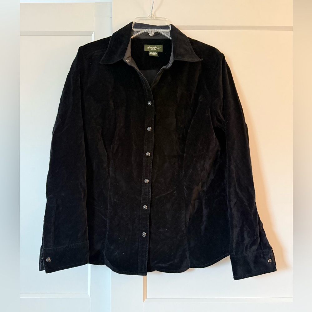 Eddie Bauer Women’s Black Velvet Snap Button Up Shirt sz L Edgy Rock Western